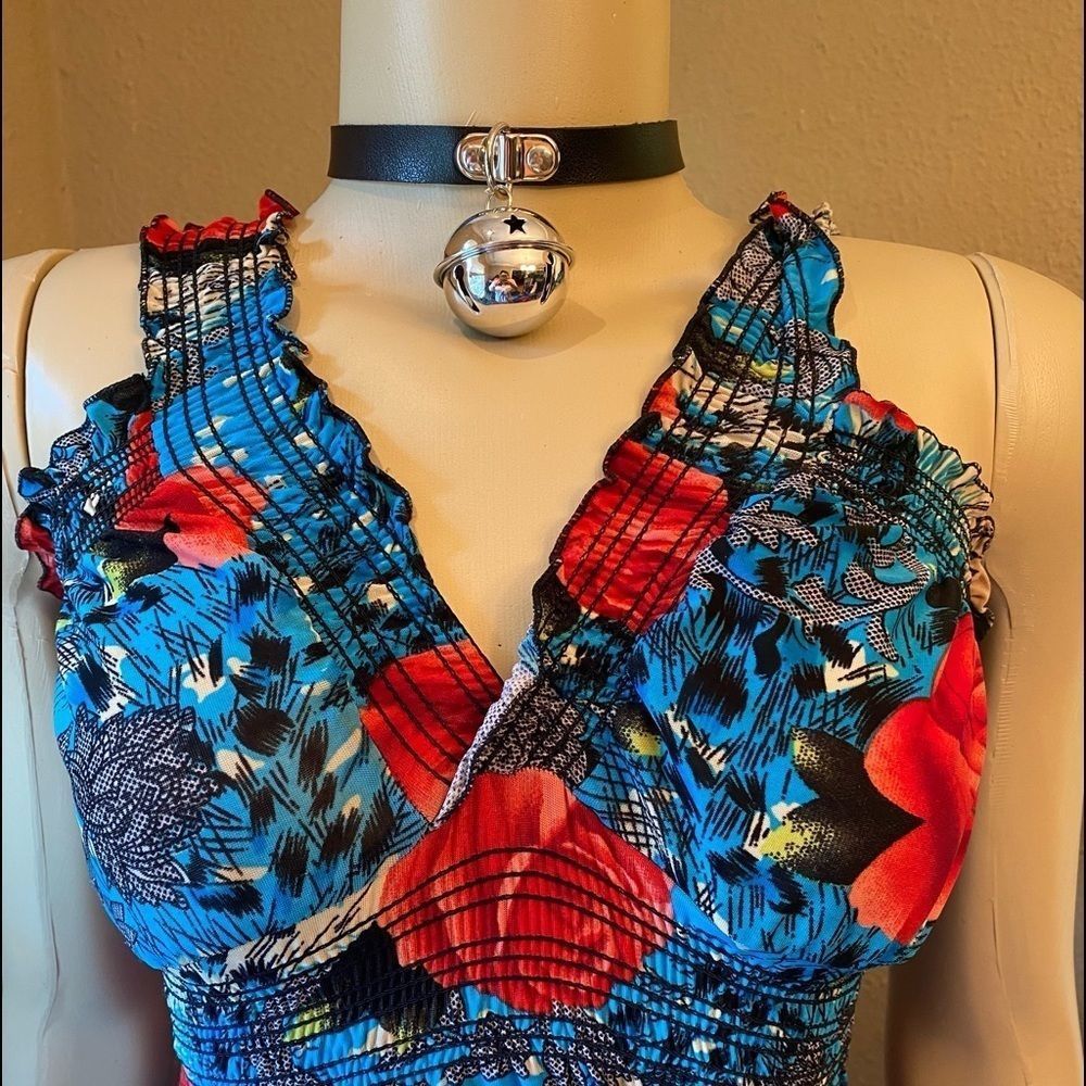 Choker with jingle bell in black and silver